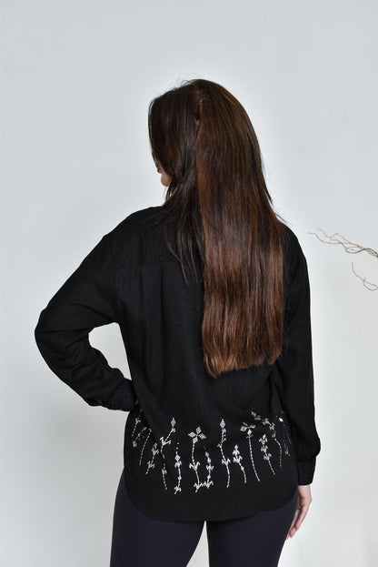 Shirt, black linen fabric embroidered with Bahraini Naghda art
