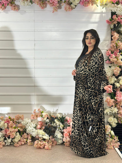 Bahraini bisht abaya tiger print chiffon with velvet