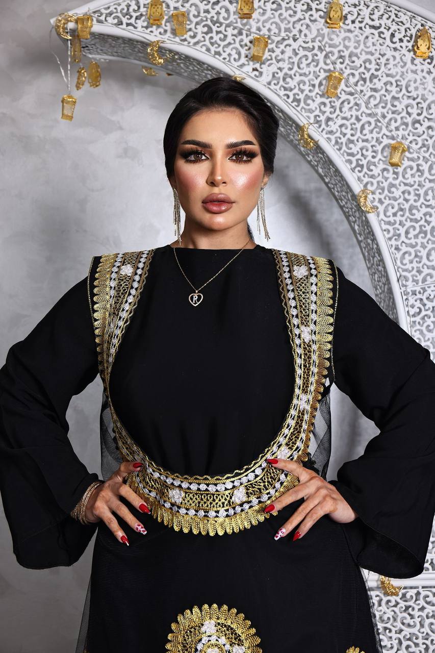 Two-piece Arabic dress with gold embroidery - Sync®