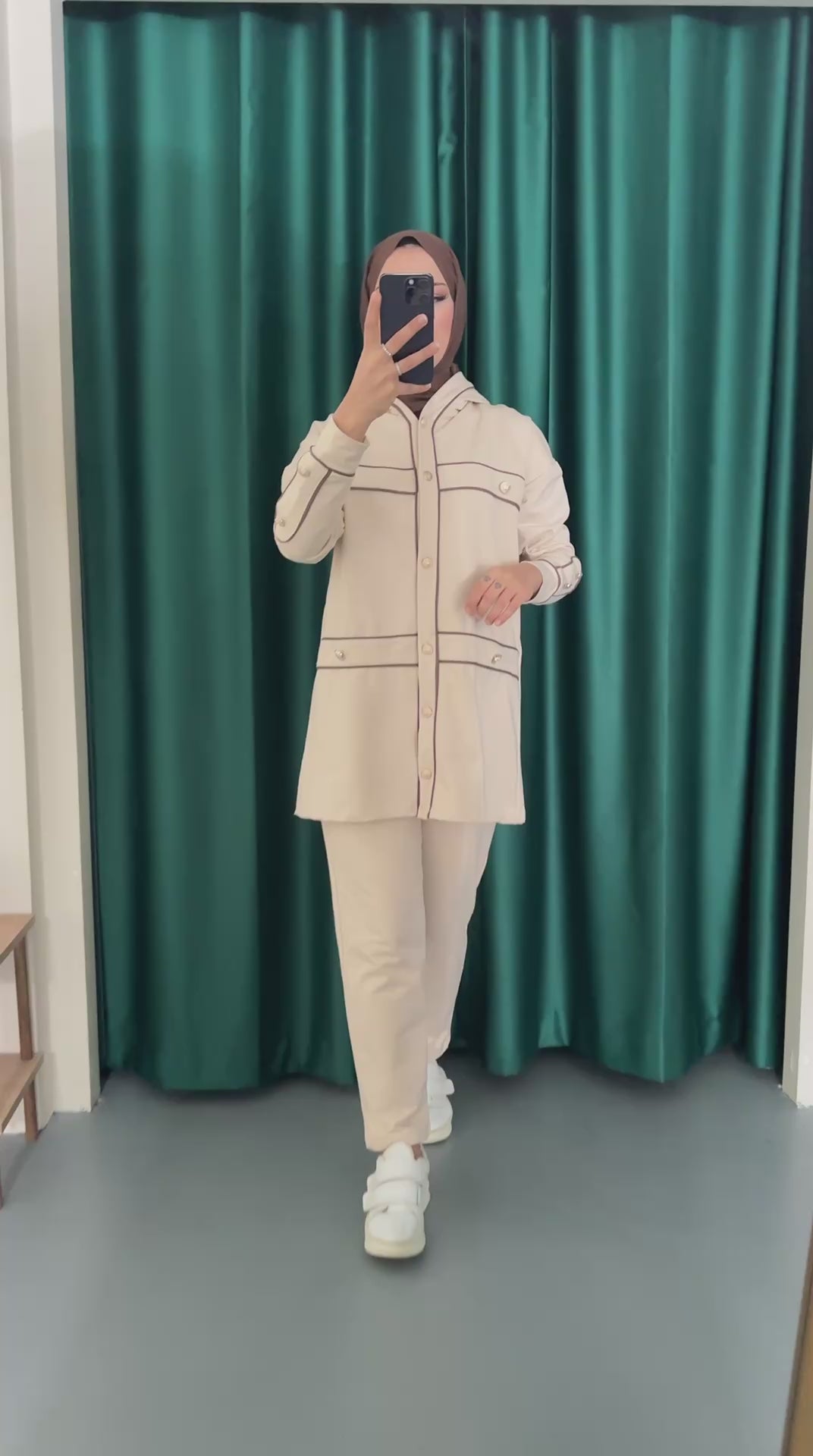 Two-Piece tracksuit Set in beige